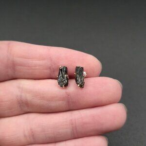 Sterling Silver Black Tourmaline Stone Stud Earrings A7020